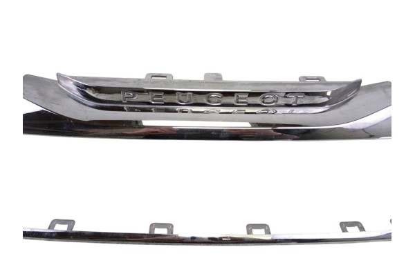AA35899408 MOLDURA PARAGOLPE DELANTERA PEUGEOT 308 SW