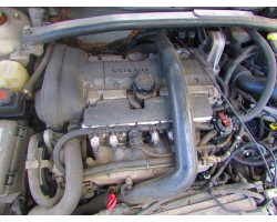 ENGINE VOLVO V70 S60 S80 XC70 2 4T B5244T3 200KM
