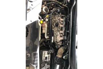 TOYOTA COROLLA VERSO (R1) 2.2 D-4D Sol