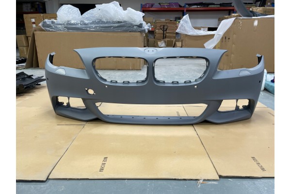 Bumper set BMW 5 535i F10 10 13r double exhaust M Package Mpakiet Installation side front