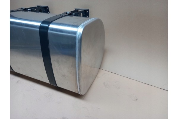 FUEL TANK VOLVO RENAULT 650 NO 21216455 Catalog number of the part 000000WD55