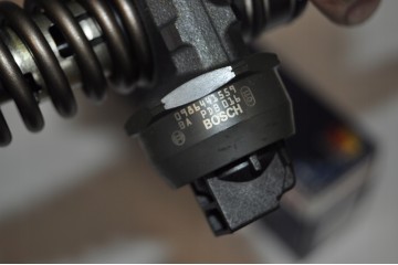 Pump injector Bosch 0986441559 Audi Seat Skoda VW promotion sale EAN GTIN 4047024819061