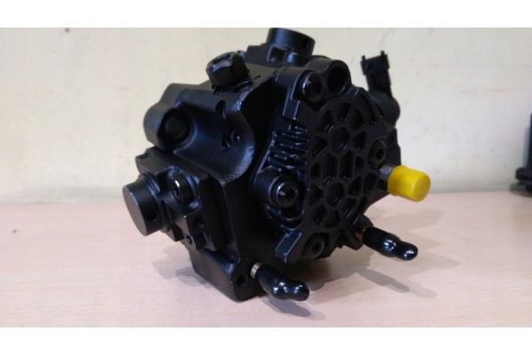 Injection pump patrol cabstar 3 0 0445010136 reg Part manufacturer Bosch