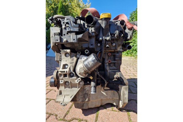 Engine complete injection turbine Renault Megane IV 1 5 DCI Dacia Mercedes Product weight with unit packaging 1 kg