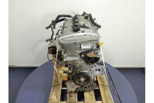 TOYOTA AURIS II LIFT 1 8 HYB 136 KM PETROL ENGINE X2ZR W22U 2ZRFXE Catalog number of the part 309558 Lochow