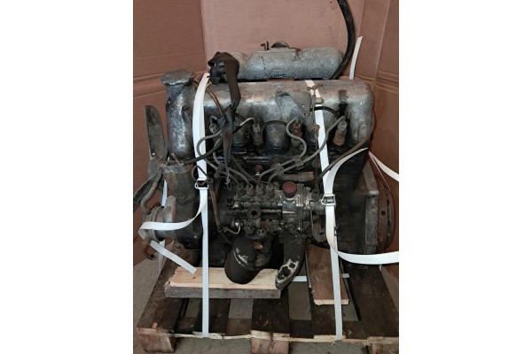 ENGINE 2 0D 615 913 W123 W115 SET AS IN THE PICTURES AFTER A LONG STOP Version European