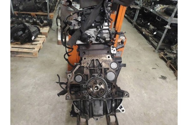 Poste motor sin accesorios SEAT León 3 FR 2.0 D CRB