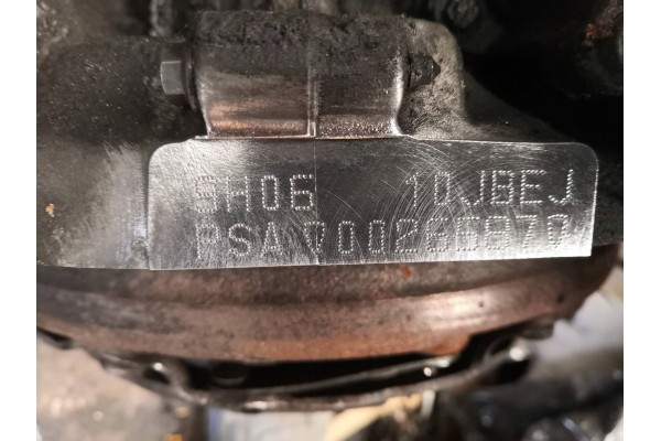 Engine complete post Peugeot 208 1 6 ehdi 9H06 10JBEJ Catalog number of the part 9H06