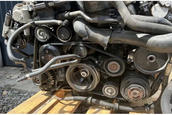 ENGINE COMPLETE MERCEDES W204 C63 6 3 156985 ORG Catalog number of substitutes MERCEDES C KLASA W204 C63 6 3 AMG OZNACZENIE 1569