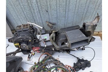 IVECO DAILY III 99 06 2 3 BEAM HEATER COMPLETE AIR CONDITIONING Catalog number of the part IVECO DAILY III 99 06 2 3 WIAZKA NAGR