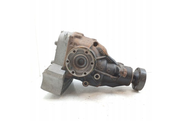 2005 BMW M5 Rear differential 2282602