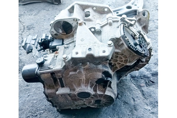 SKODA OCTAVIA III 17r 1 6 TDI GEARBOX SMT Catalog number of the part SKODA OCTAVIA III 17r 1 6 TDI SKRZYNIA BIEGOW SMT