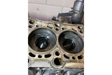 Pistones del cigüeñal bloque inferior motor BMW 2.5 D E60 306D3 M57