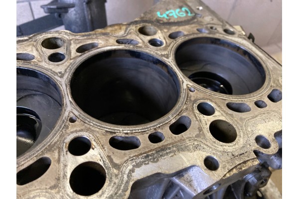 Pistones del cigüeñal bloque inferior motor BMW 2.5 D E60 306D3 M57