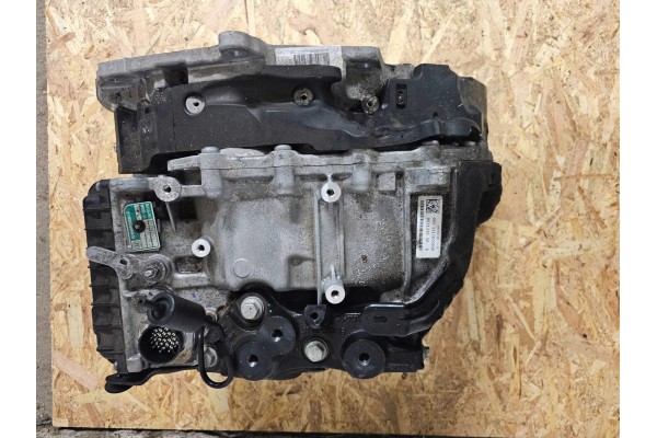Land Rover Evoque II 2019 Automatic transmission Part manufacturer Land Rover OE