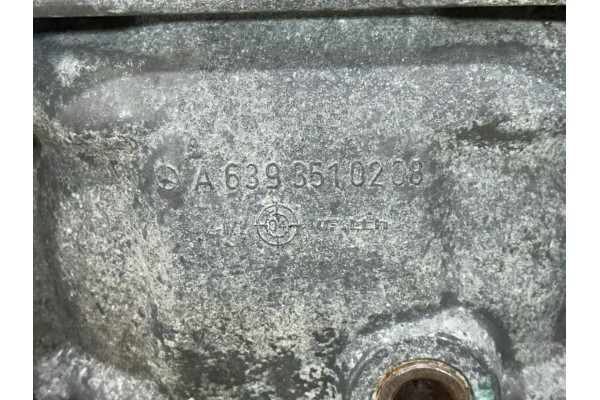 2006 Mercedes Benz Vito Viano W639 Rear differential 9043530510 Catalog number of the part 9043530510