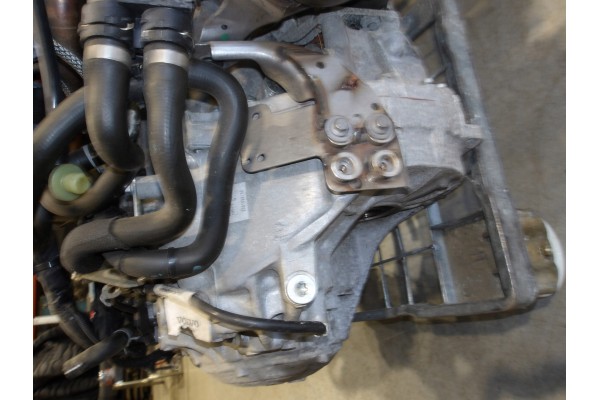 VOLVO XC40 D3 FWD AUTOMATIC TRANSMISSION TG81 SC MILEAGE 30 TYS KM Packaging status replacement