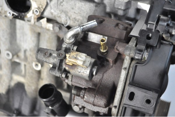 VOLVO C30 S40 II V50 V40 MAZDA 3 BL 5 CW 1 6D2 CITD ENGINE D4162T Y655 193t Engine type diesel