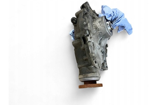 Front differential BMW M5 F90 7647388 Part manufacturer BMW OE