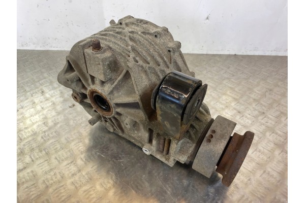 2018 Maserati Quattroporte Rear differential 670039125 Part manufacturer Maserati OE