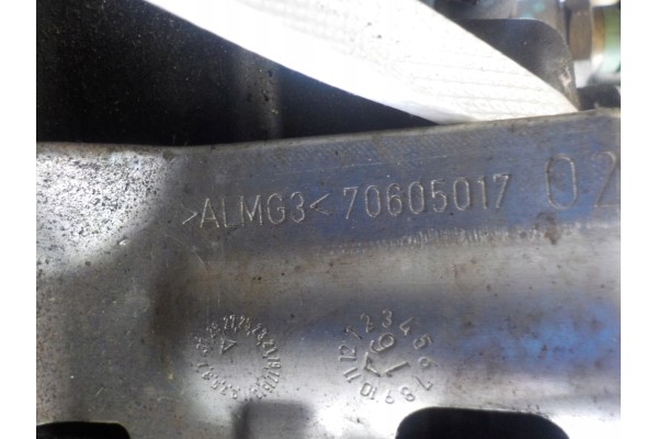 ENGINE ENGINE POST A11097 161215Z TOYOTA D4D 1 4D TMI E12 Product weight with unit packaging 3 kg