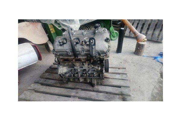 ENGINE MAZDA CX 9 DAMAGED CA 3 7 272KM PETROL Packaging status original