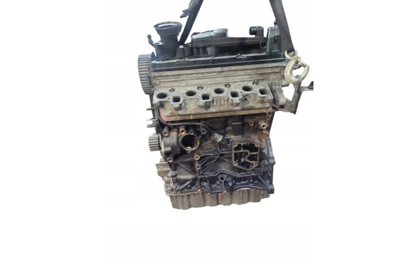 Volkswagen PASSAT B6 2010 Engine Car type passenger cars