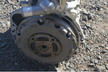 MITSUBISHI OUTLANDER III LIFT engine 2 4 Hybrid 4B12 Part manufacturer Mitsubishi OE