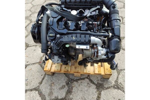 Peugeot 208 2021 Complete engines hn05 10tma5 Catalog number of the part 90662800A
