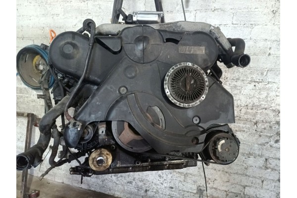 Audi A6 S6 C5 4B 2002 Engine
