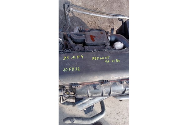 CITROEN PEUGEOT 206 1 4 HDI COMPLETE ENGINE ACCESSORIES 10FD32 Catalog number of the part CITROEN PEUGEOT 206 1 4 HDI KOMPLETNY 