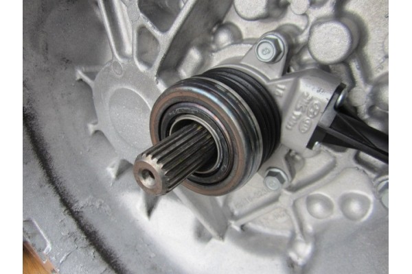 KIA CEED III FL X CEED HYUNDAI 1.5 TGDi TRANSMISIÓN WNJ6C