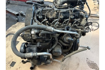 ENGINE 1 9 F9K MITSUBISHI SPACE STAR CARISMA VOLVO S40 V40 RENAULT TRAFFIC Catalog number of the part SILNIK 1 9 F9K MITSUBISHI 