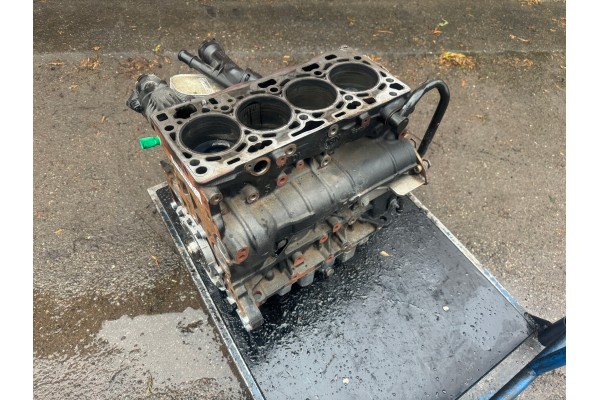 ENGINE VW PASSAT B8 SKODA SUPERB III 2 0 TDI DFC DFCA Part manufacturer Audi OE