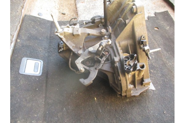 RENAULT CAPTUR AND 0 9 TCE GEARBOX 13 19 YEAR 92 THOUSAND KM JR5357 JR5 357 Part manufacturer Renault OE