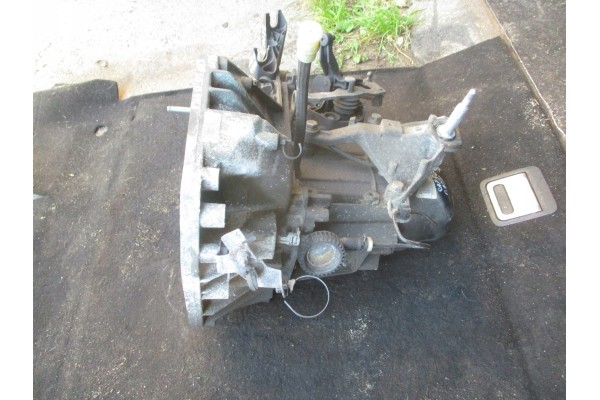 RENAULT CAPTUR AND 0 9 TCE GEARBOX 13 19 YEAR 92 THOUSAND KM JR5357 JR5 357 Transmission type manual