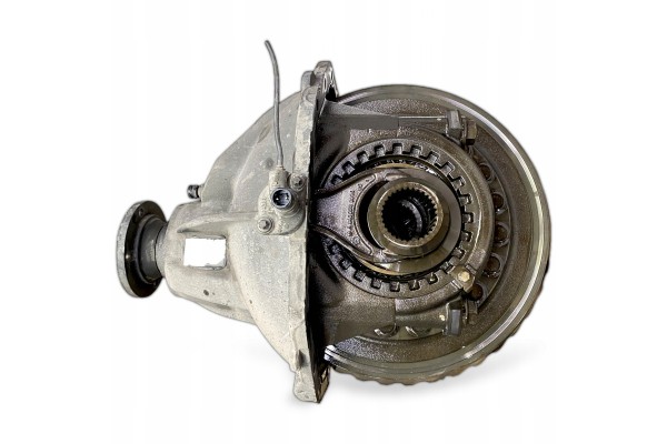 R485 13 0A 2 929 MERCEDES BENZ Differential drive axle