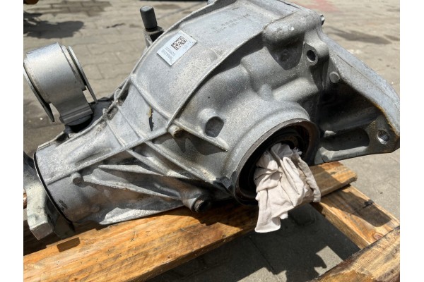 MERCEDES E CLASS W213 213 3 0 CDI Differential differential bridge ORIGINAL EUROPE Catalog number of the original A2053510400 21