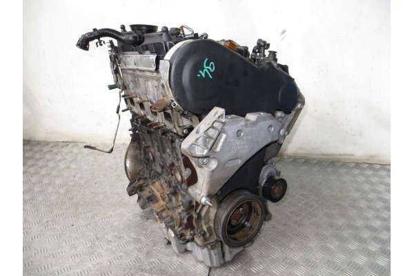 AUDI Q3 8U 2 0D ENGINE INJECTION CFF 11 Part manufacturer Audi OE