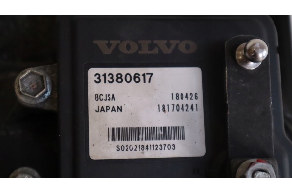 VOLVO XC60 II 2.0 D4 Transmisión Automática 31380617, P1285265