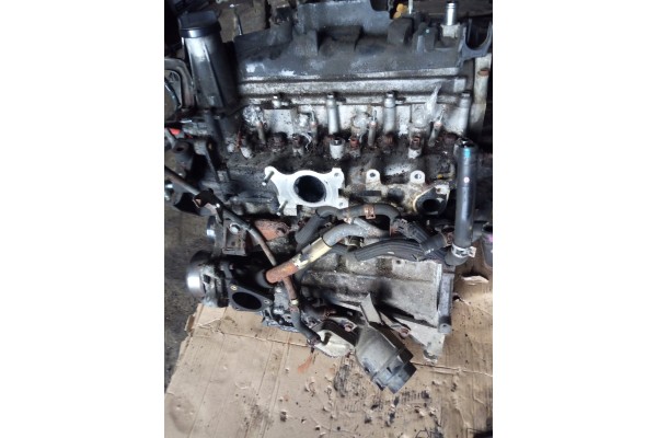 toyota AURIS II 13 18 engine post 1nd 1 4 d 4d 90 km Catalog number of the part 1nd 13 18