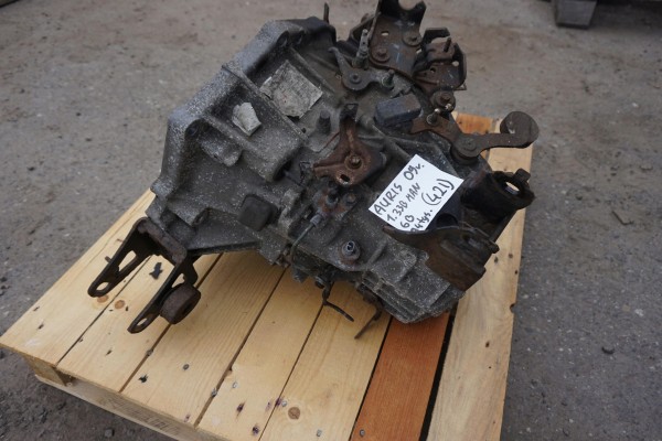 TOYOTA AURIS AND E15 GEARBOX 1 33B 6SPEEDS 3030002160 EC60 Transmission type manual