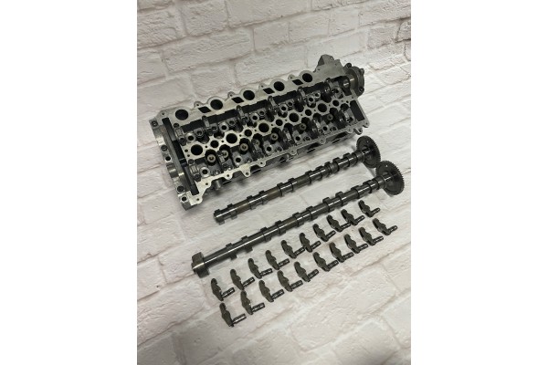 Head 2 0 2 4 D3 D4 D5 VOLVO 30777365 30777363 31401466 30731988 08687846 Version European