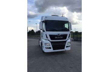 Parking air conditioning VIESA Kompressor III air conditioner VOLVO FH Part manufacturer Italy