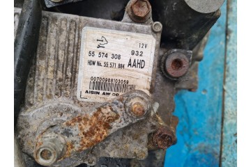 INSIGNIA A 2 8 4x4 AUTOMATIC GEARBOX Transmission type automatic