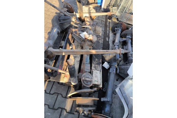 Land Rover Defender 1999 Rear Differential DYFER Installation side multipurpose
