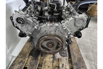 ENGINE POST VW PHAETON 3 0 TDI CAR CARA Car type passenger cars