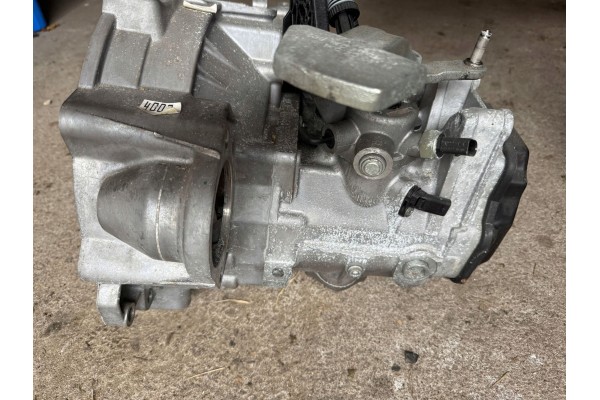 Volkswagen Caddy Manual 5 speed gearbox RTH gearbox code Part manufacturer Volkswagen OE