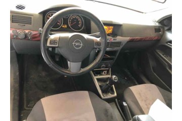 OPEL ASTRA H CARAVAN Elegance