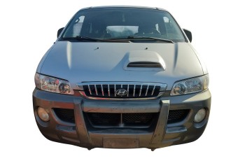 HYUNDAI H-1 STAREX () 2.5 CRDI